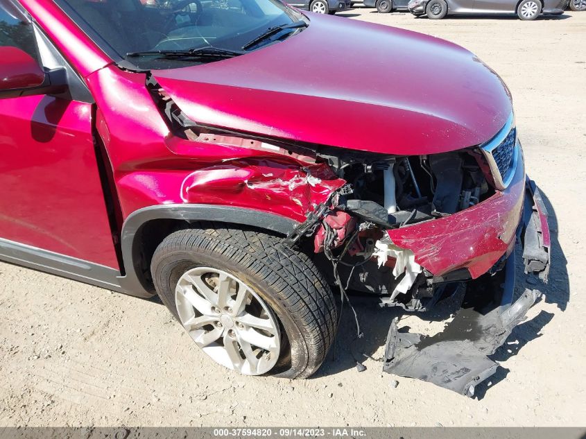 2014 KIA SORENTO LX - 5XYKT4A6XEG527667
