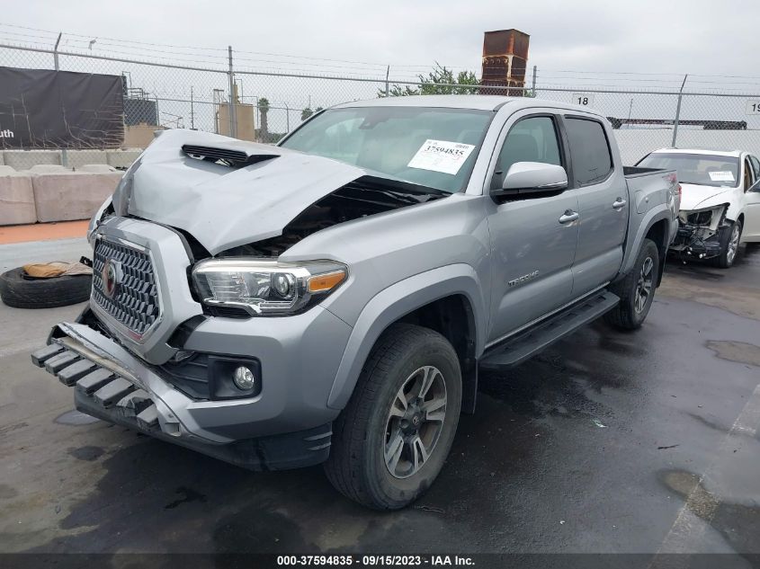 3TMCZ5AN1KM195536 Toyota Tacoma 4wd SR/SR5/TRD SPORT 2