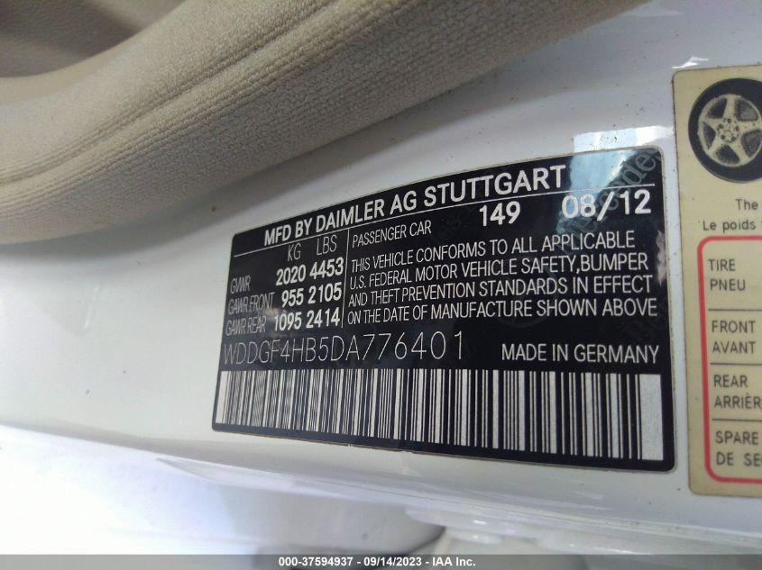 2013 MERCEDES-BENZ C 250 SPORT/LUXURY WDDGF4HB5DA776401
