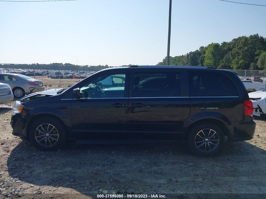 VIN 2C4RDGCG8HR790789 2017 DODGE GRAND CARAVAN SXT