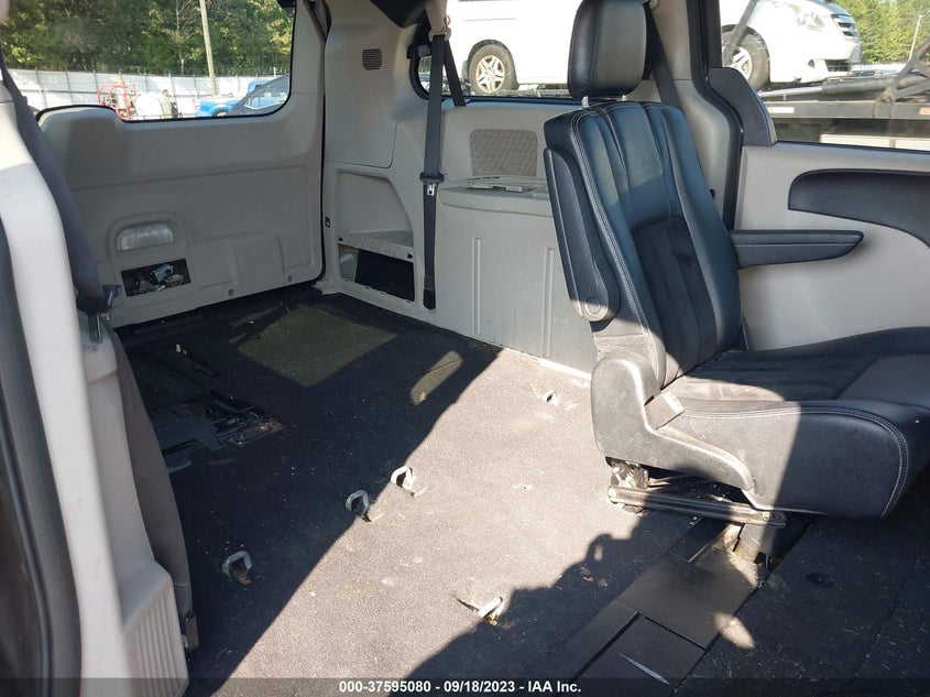 VIN 2C4RDGCG8HR790789 2017 DODGE GRAND CARAVAN SXT