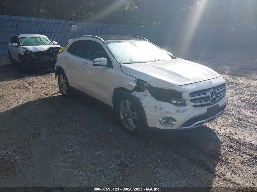 2019 MERCEDES-BENZ GLA - WDCTG4GB1KU001123