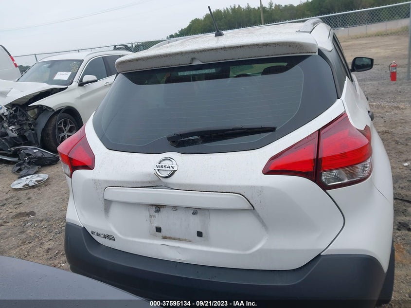 VIN 3N1CP5CU1KL504330 2019 NISSAN KICKS S