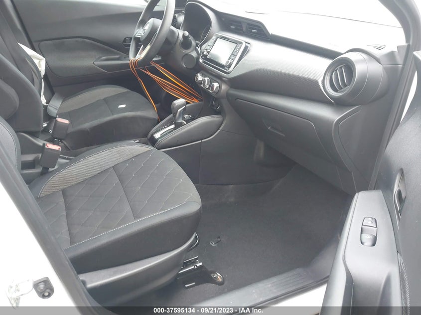 VIN 3N1CP5CU1KL504330 2019 NISSAN KICKS S
