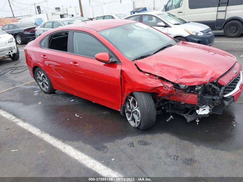 3KPF24AD4ME355201 Kia Forte LXS