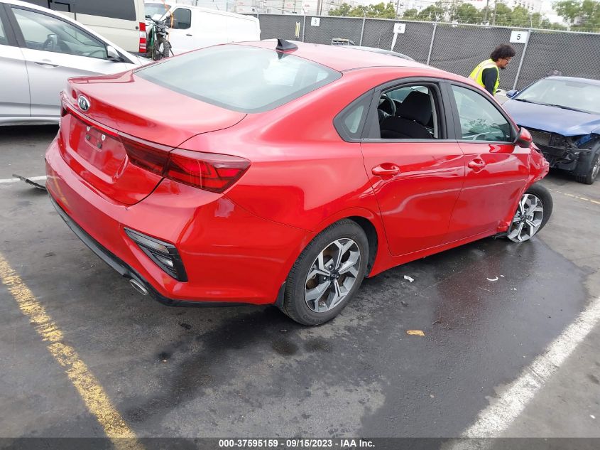 3KPF24AD4ME355201 Kia Forte LXS 4