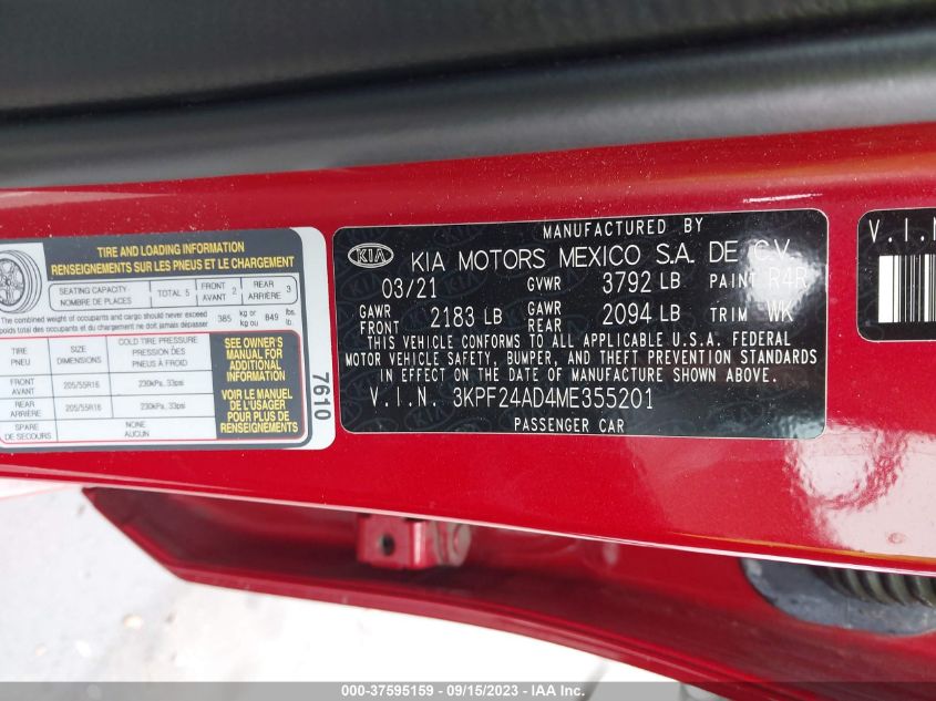 3KPF24AD4ME355201 Kia Forte LXS 9