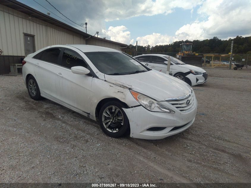 2013 HYUNDAI SONATA GLS - 5NPEB4AC6DH583389