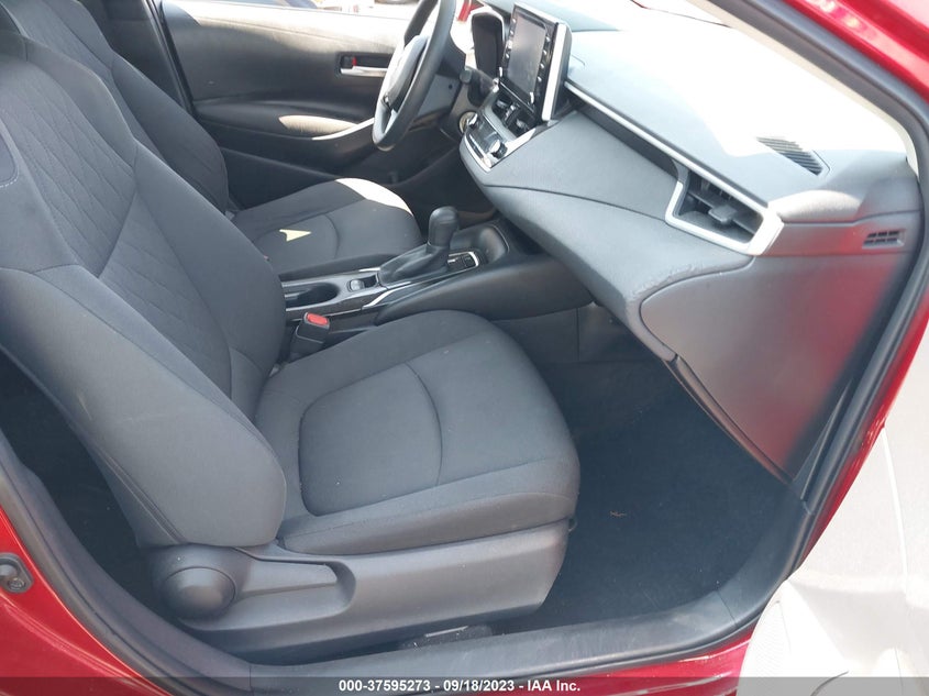 VIN JTDEPRAE2LJ032706 2020 TOYOTA COROLLA LE
