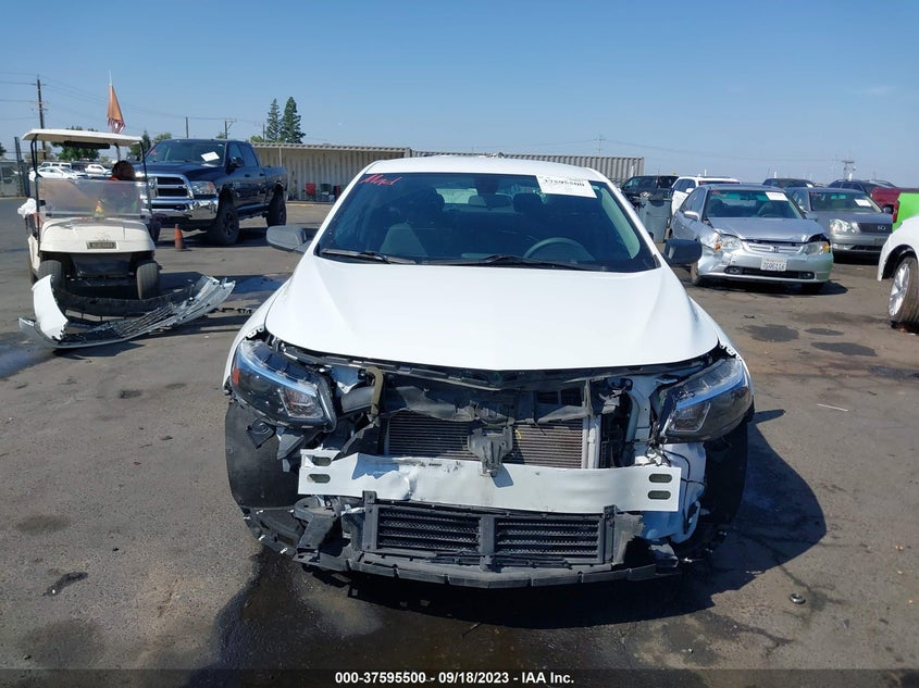 VIN 1G1ZB5ST2JF272420 2018 CHEVROLET MALIBU LS