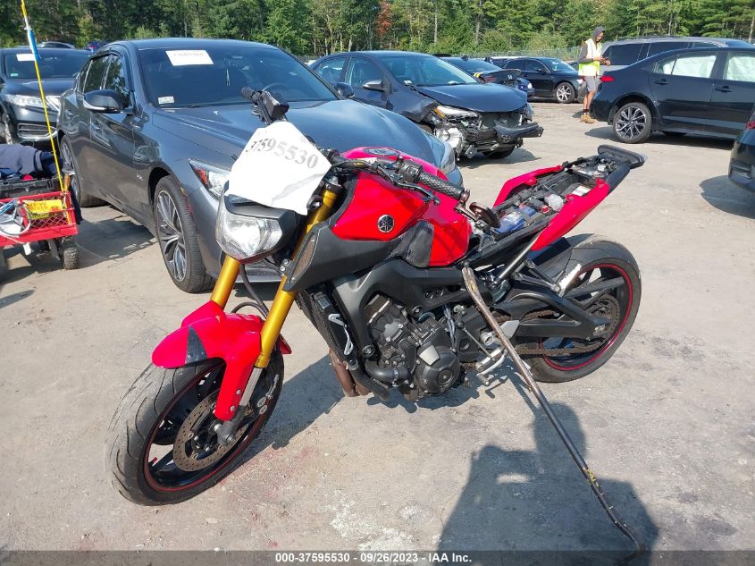 2014 YAMAHA FZ09 JYARN33E7EA000155