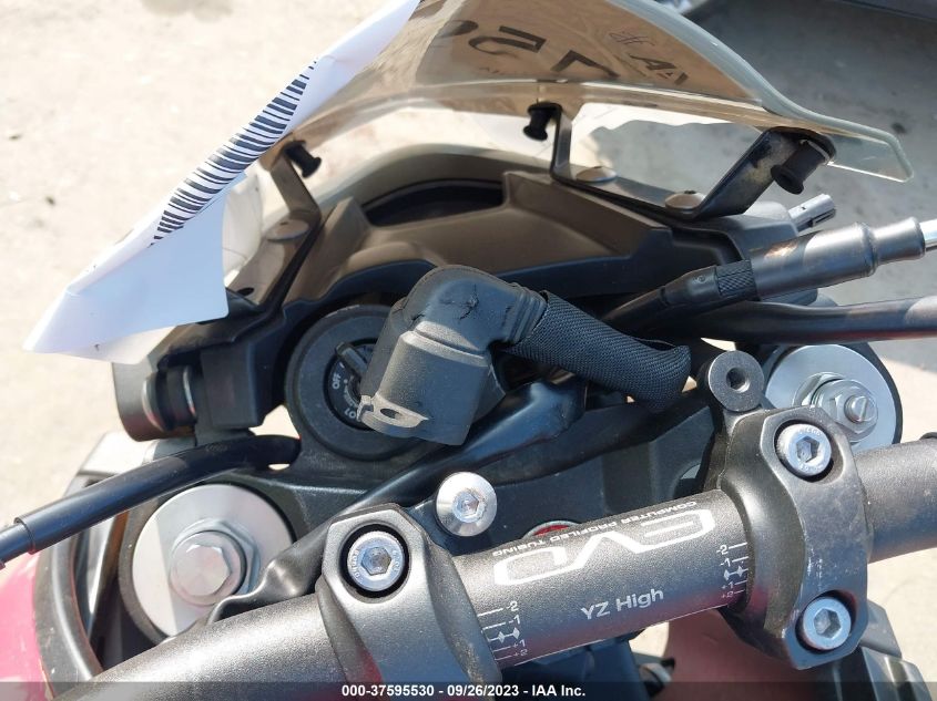 2014 YAMAHA FZ09 JYARN33E7EA000155
