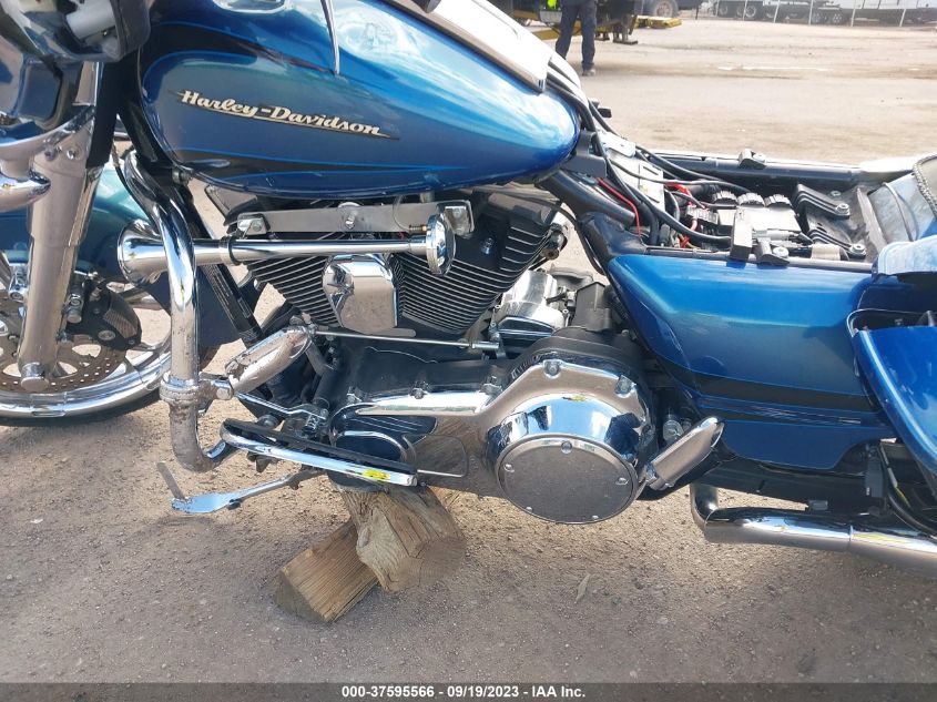 2014 HARLEY-DAVIDSON FLHX STREET GLIDE - 1HD1KBM12EB647801