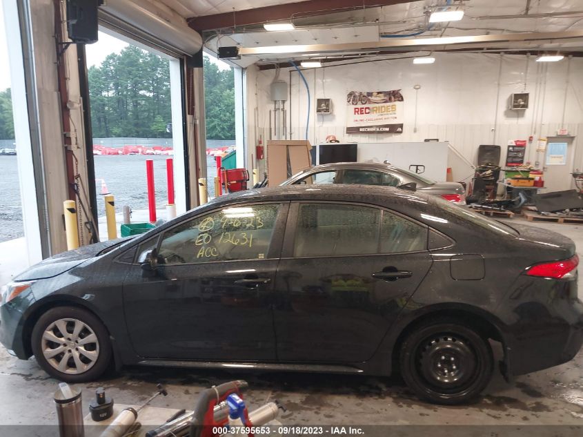 2022 TOYOTA COROLLA LE - JTDEPMAE7NJ211278