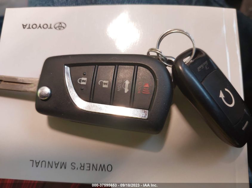 2022 TOYOTA COROLLA LE - JTDEPMAE7NJ211278
