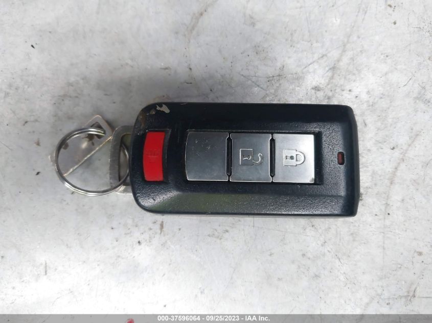 2014 MITSUBISHI OUTLANDER SE - JA4AZ3A32EZ013978