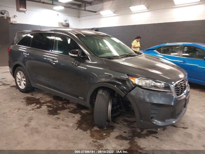 2019 KIA SORENTO LX V6 - 5XYPGDA59KG449590