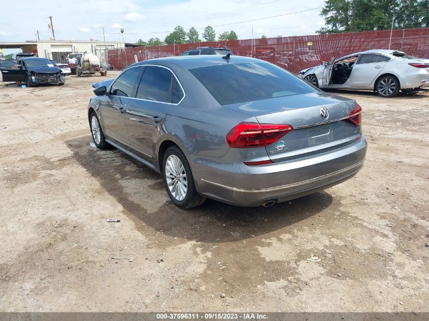 2017 VOLKSWAGEN PASSAT 1.8T SE - 1VWBT7A32HC002566