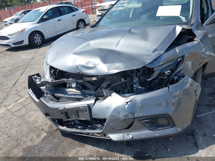 VIN 1N4AL3AP1JC257747 2018 NISSAN ALTIMA 2.5 SR