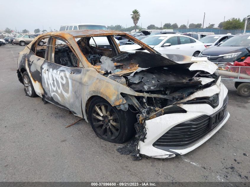 2018 TOYOTA CAMRY L/LE/XLE/SE/XSE - 4T1B11HK6JU109439