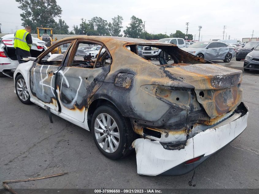 2018 TOYOTA CAMRY L/LE/XLE/SE/XSE - 4T1B11HK6JU109439