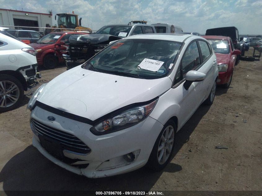 3FADP4EJ3KM164287 Ford Fiesta SE 2