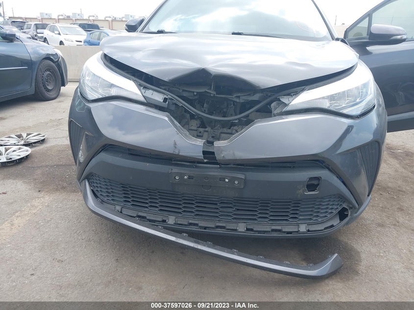 VIN JTNKHMBX8L1094075 2020 TOYOTA C-HR LE/XLE/LIMITED