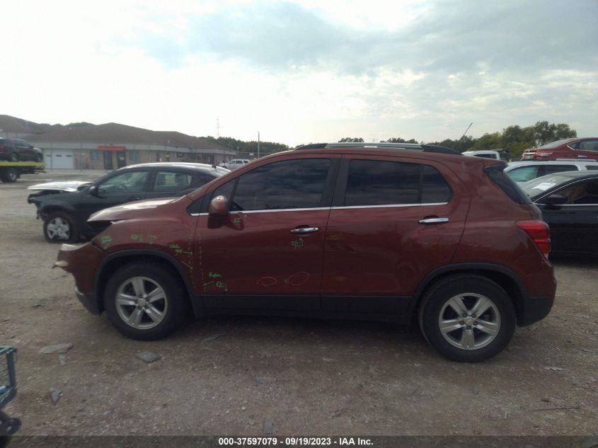 3GNCJLSB5KL235064 Chevrolet Trax LT 14