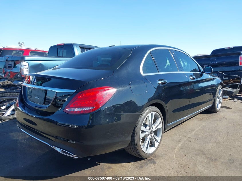 VIN 55SWF4JB9JU280454 2018 MERCEDES-BENZ C-CLASS C 300