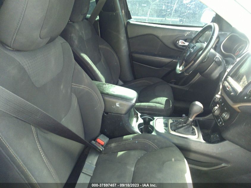 2016 JEEP CHEROKEE LATITUDE - 1C4PJLCB7GW371240