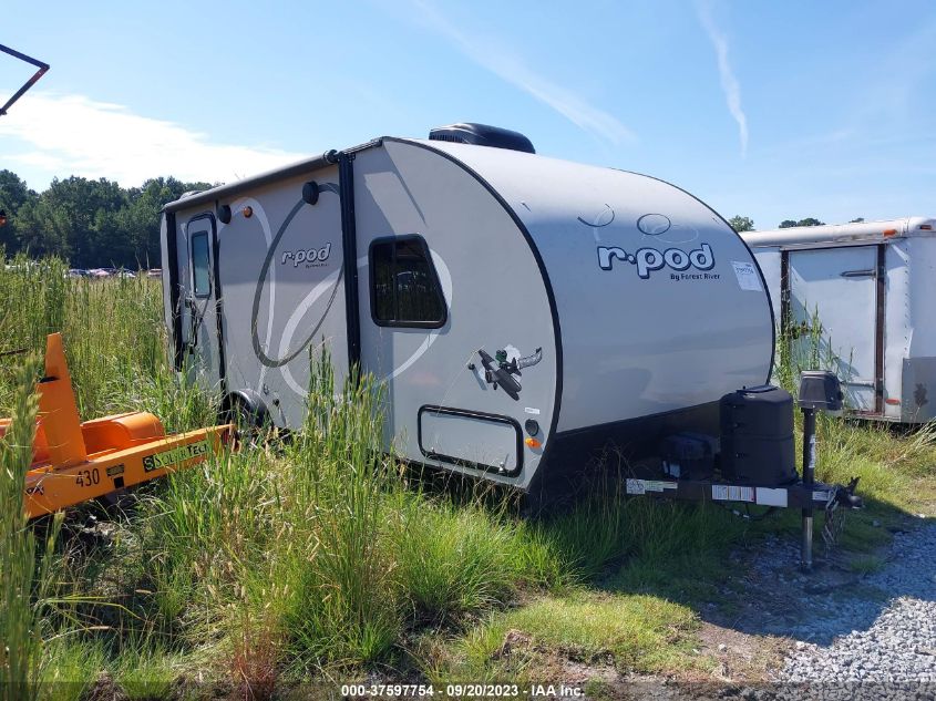 4X4TRPV14LB023040 R POD 195 2020