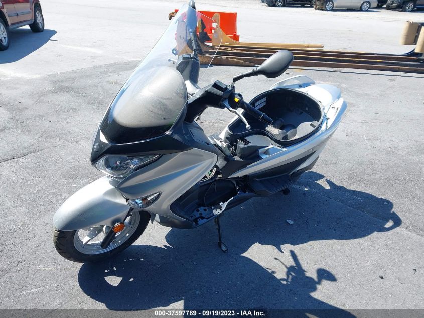 2014 SUZUKI UH200 MLCCH41A7E1600992