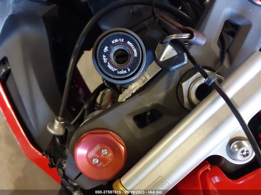 2012 KAWASAKI ZX1000 K JKAZXCK10CA004701