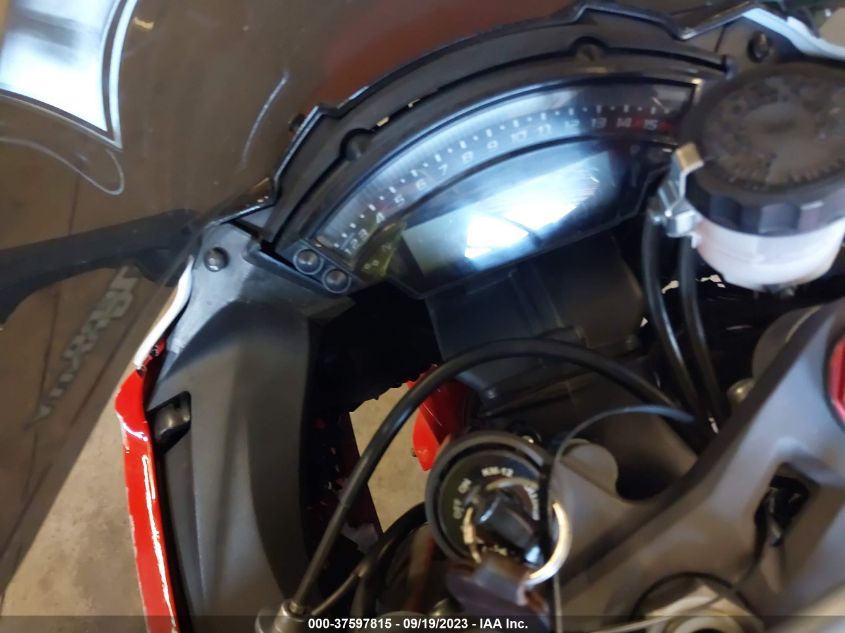 2012 KAWASAKI ZX1000 K JKAZXCK10CA004701