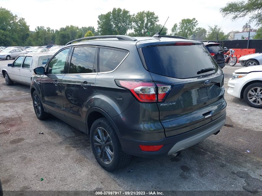 2018 FORD ESCAPE SE - 1FMCU0GD7JUD39192