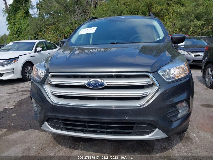 2018 FORD ESCAPE SE - 1FMCU0GD7JUD39192