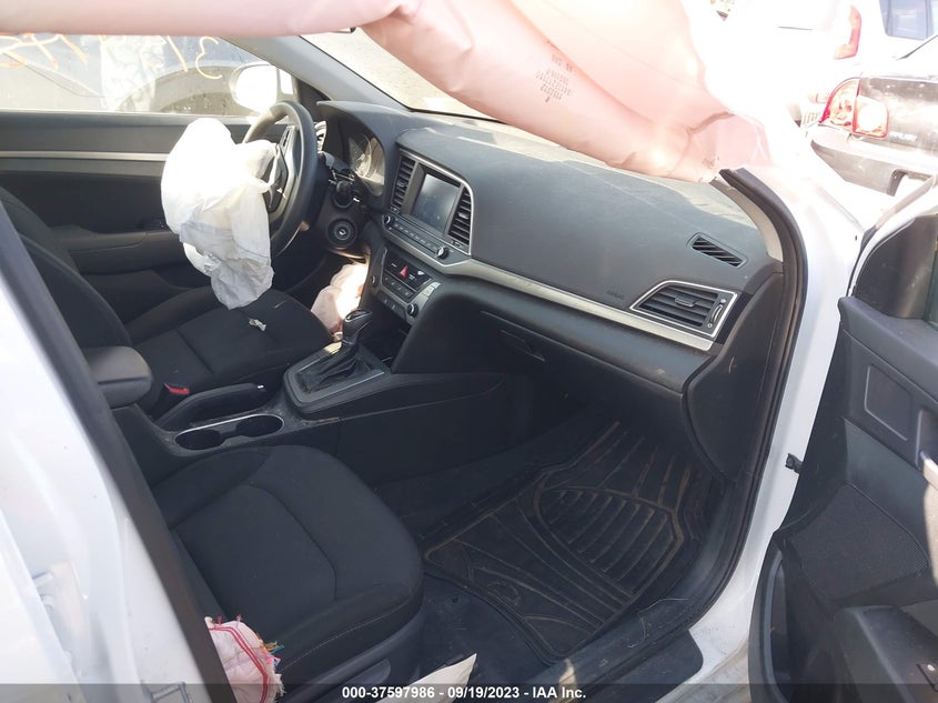 VIN 5NPD84LF8JH337327 2018 HYUNDAI ELANTRA SEL