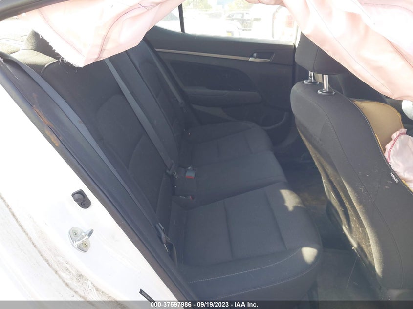 VIN 5NPD84LF8JH337327 2018 HYUNDAI ELANTRA SEL