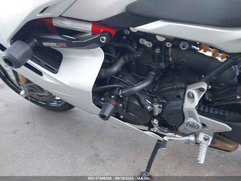 VIN ZDMVABDS2PB005181 2023 DUCATI SUPERSPORT