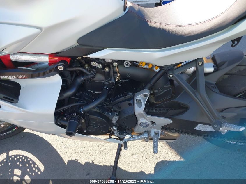 2023 DUCATI SUPERSPORT - ZDMVABDS2PB005181