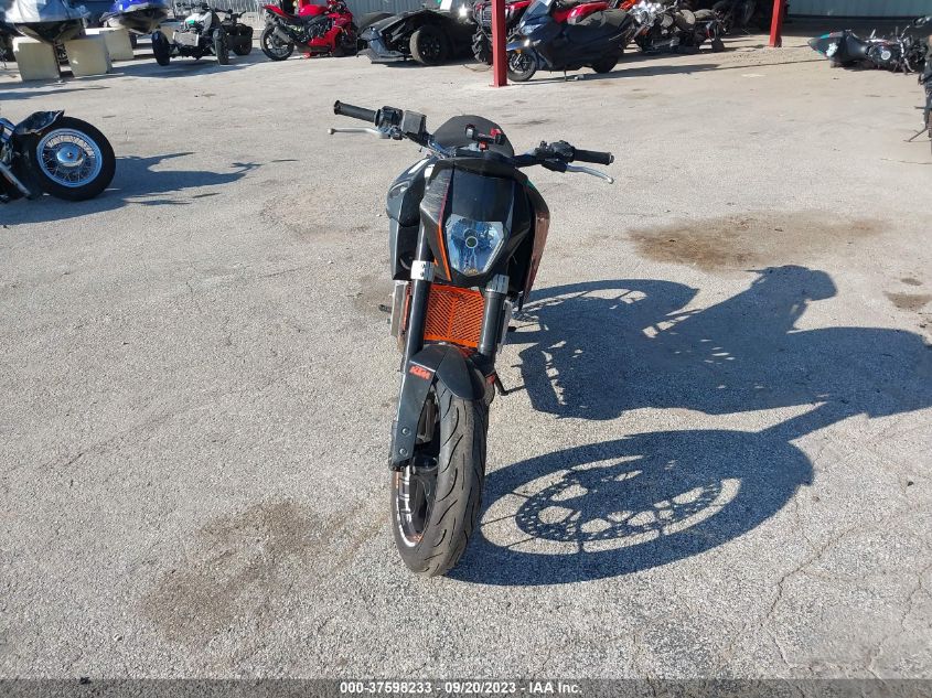 2014 KTM 690 DUKE VBKLDT40XEM761193