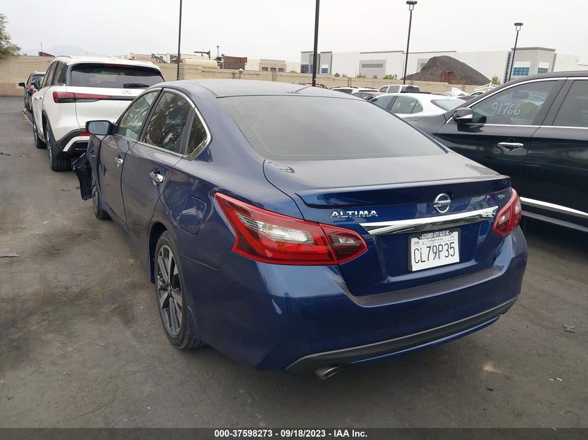 VIN 1N4AL3AP3JC119904 2018 NISSAN ALTIMA 2.5 SR