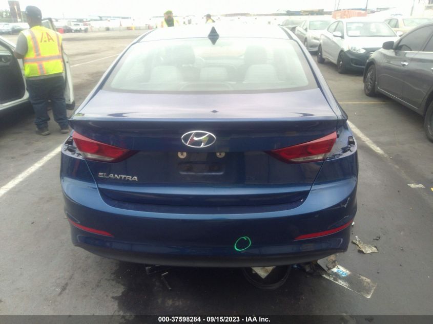 2018 HYUNDAI ELANTRA SEL - 5NPD84LF5JH247083