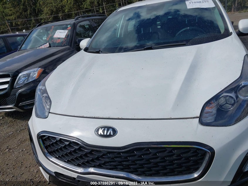 VIN KNDPMCAC1L7680001 2020 KIA SPORTAGE LX