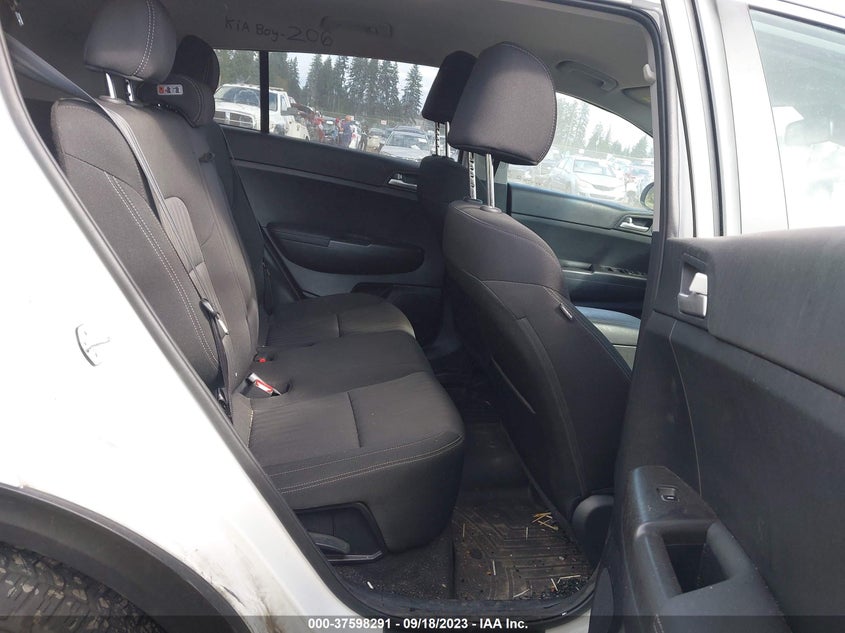 VIN KNDPMCAC1L7680001 2020 KIA SPORTAGE LX