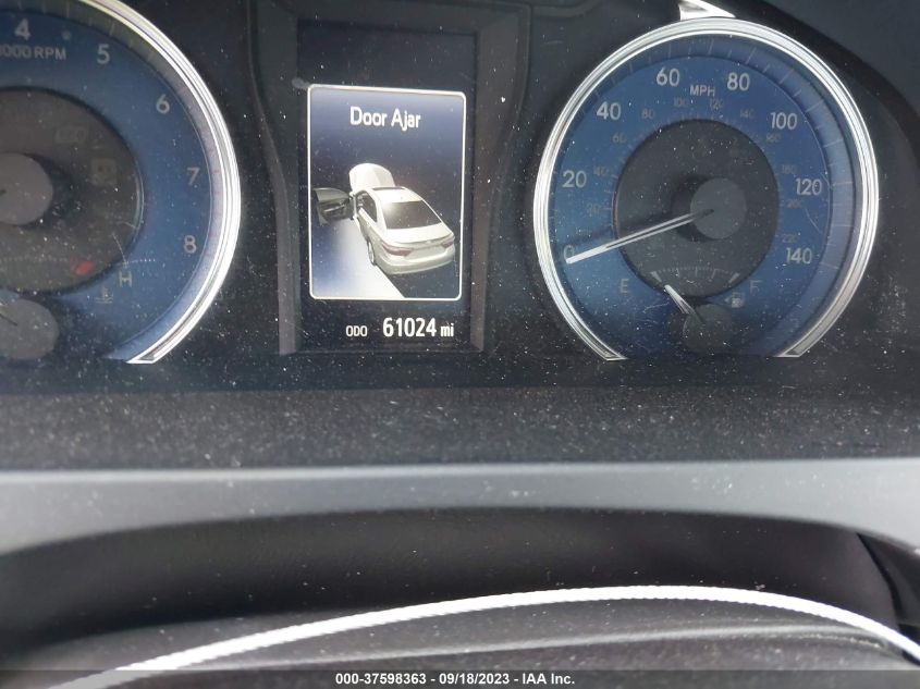 2016 TOYOTA CAMRY XLE/SE/LE/XSE - 4T1BF1FK8GU544184
