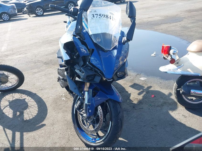2022 SUZUKI GSX1000 GT/GT+ - JS1EK12D0N7100050