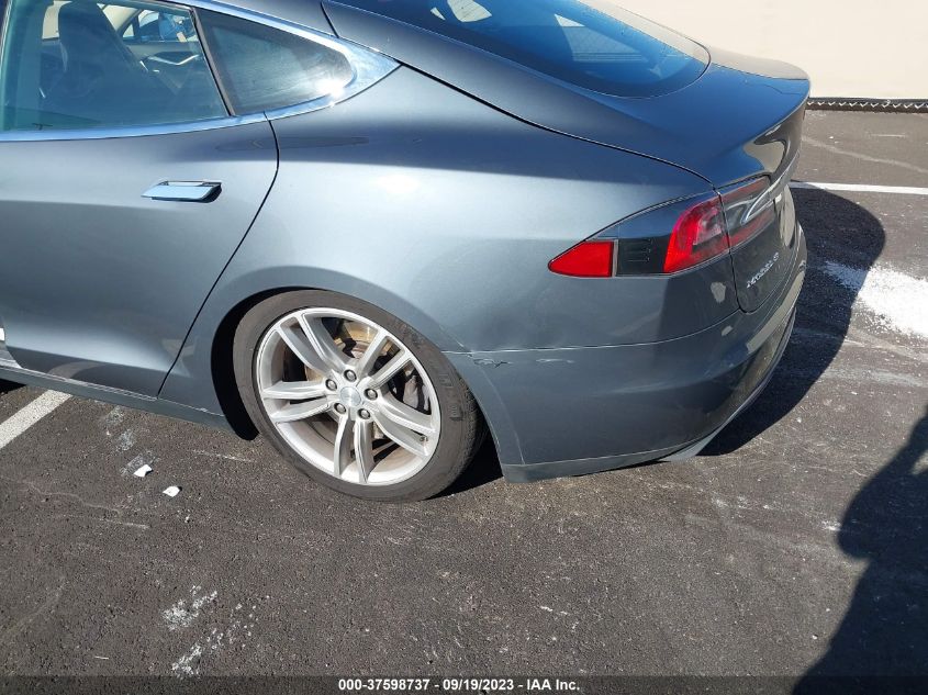 2013 TESLA MODEL S - 5YJSA1ACXDFP10549