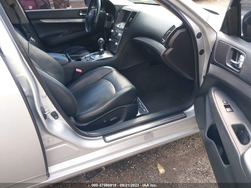 2013 INFINITI G37 JOURNEY JN1CV6AP2DM714999
