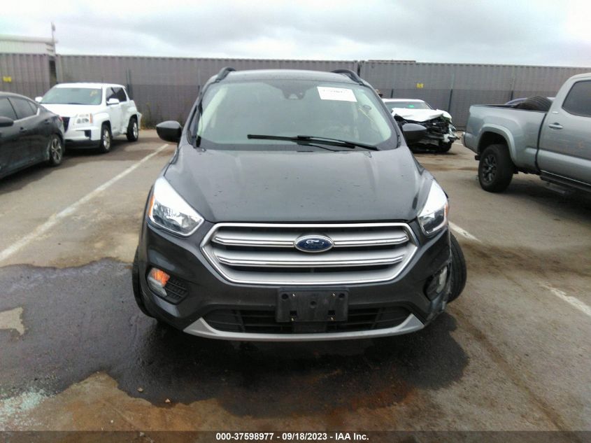 2018 FORD ESCAPE SE - 1FMCU0GD3JUD06870